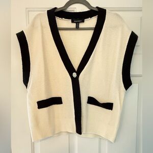 Ellen Tracy Black and Cream Knit Top